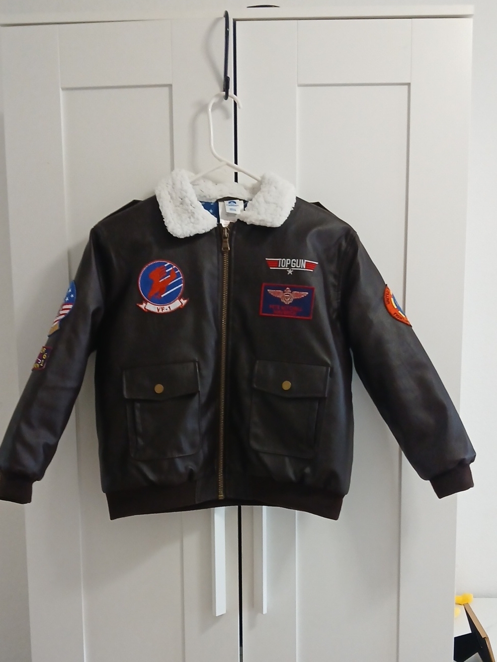 Offical Paramount Pictures Top Gun Maverick Bomber Jacket And Aviator Sunglasses